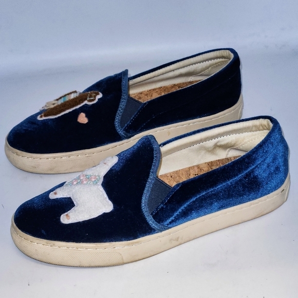 SOLUDOS LLAMAS IN LOVE Blue Velvet Sherpa Embroidered Sneakers Size 8 - Picture 4 of 16